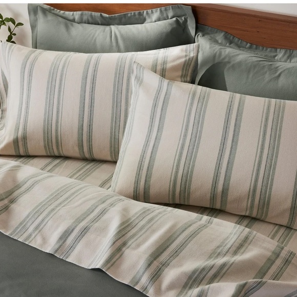 Coyuchi Cloud Brushed Recycled Flannel Queen SheetSet Juniper Herringbone Stripe - Picture 2 of 6